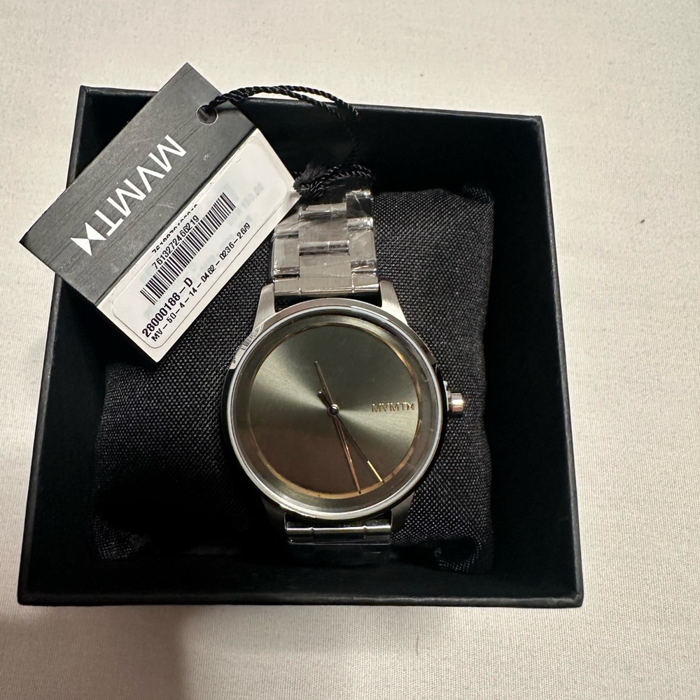 MVMT Unisex Silver Watch with Green Dial - Picture 5 of 5